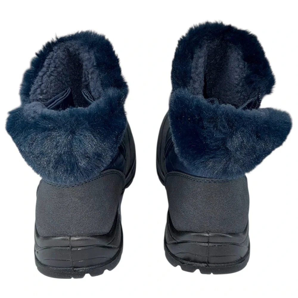 Easy Street Frosty Easy Dry Waterproof Faux Fur Winter Ankle Boots Navy‎ 6M NIB